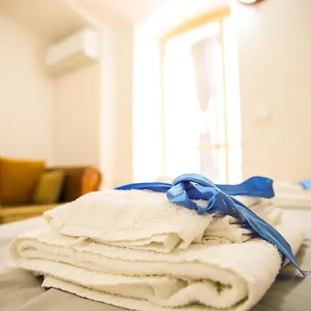 Canthouse Гостевой дом